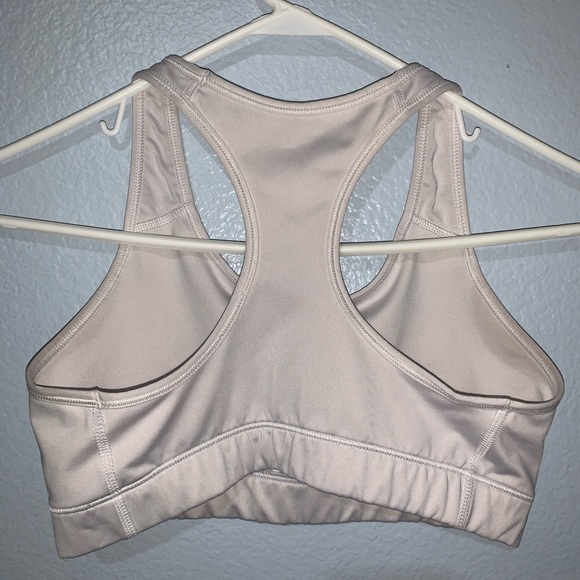 white nike sports bra - Picture 2 of 2